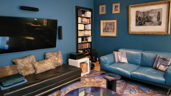 Ensemble immobilier comprenant  maison et local professionnel  loué