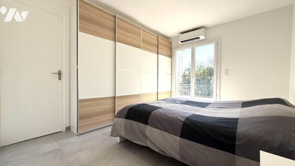 Saint-Aygulf — En cœur de village, bel appartement traversant avec double extérieur et stationnement