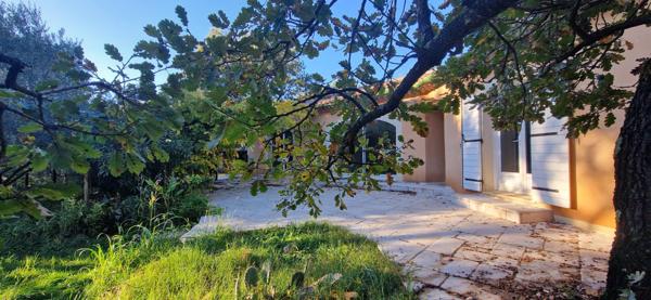 villa 141 m² hab sur 2891 m² de terrain 84430 mondragon Mondragon (84430)
