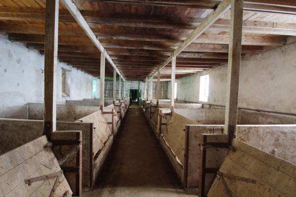 Maison  1 pièce(s)  1 chambre(s)  147 m²