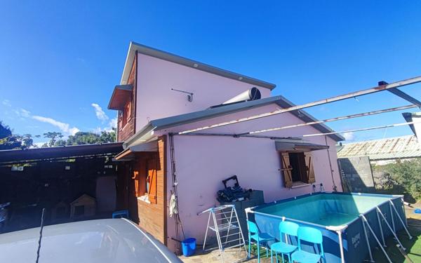 Maison à vendre    5 pièces •  Saint-Pierre