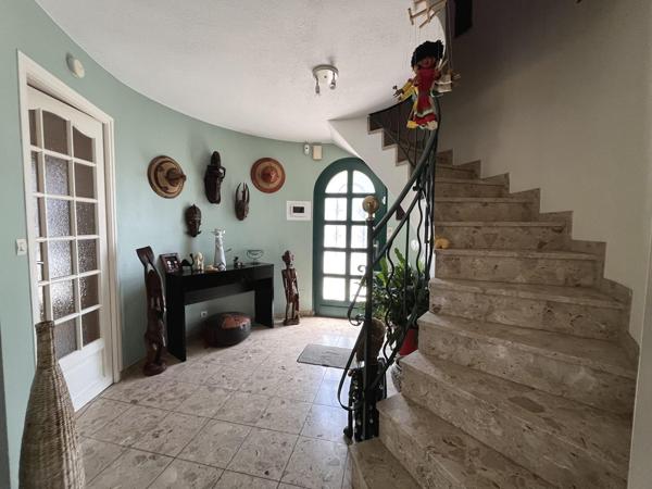 Charmante villa avec piscine aux portes de Poitiers