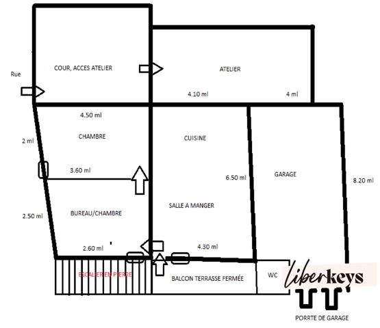 MAISON EN PIERRE- CAVES- GARAGE- COUR EXTÉRIEURE- 71260 Cruzille