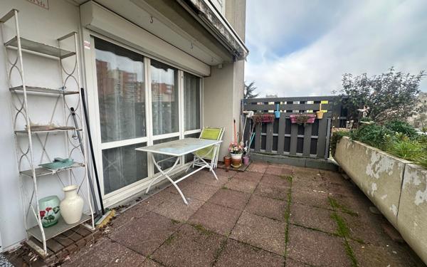 Appartement à vendre    3 pièces • 63,91 m2 Évry