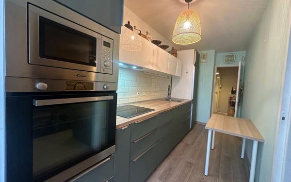 Appartement à vendre    3 pièces • 63,91 m2 Évry