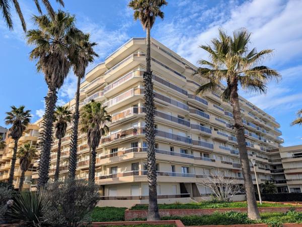 Appartement T2 première ligne mer, terrasse et ascenseur