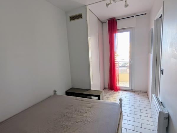 Appartement T2 première ligne mer, terrasse et ascenseur