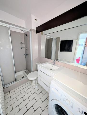 Appartement T2 première ligne mer, terrasse et ascenseur