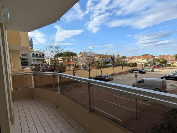 Appartement T2 première ligne mer, terrasse et ascenseur