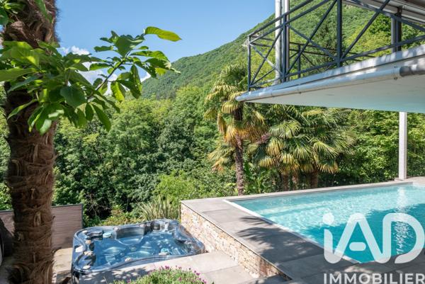 Maison à vendre 7 pièces 222 m² La Tronche