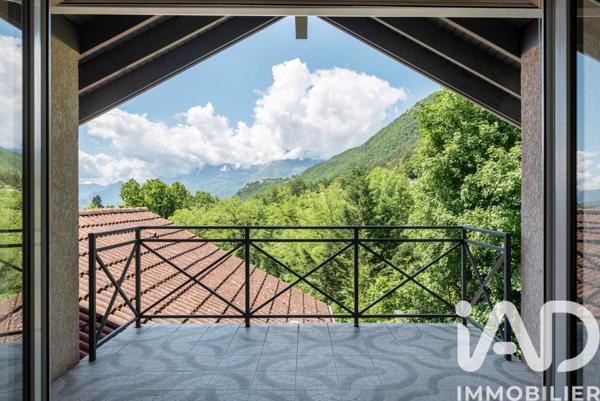 Maison à vendre 7 pièces 222 m² La Tronche