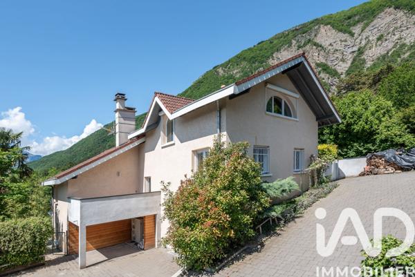 Maison à vendre 7 pièces 222 m² La Tronche