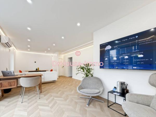 Bureau à louer 3 pièces de 49 m²