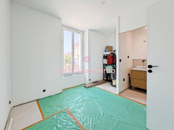 Bureau à louer 3 pièces de 49 m²