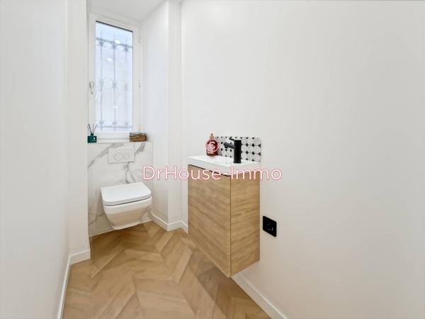 Bureau à louer 3 pièces de 49 m²