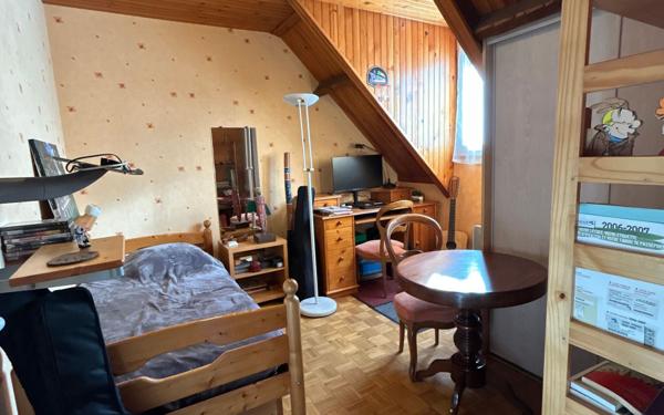 Maison à vendre    5 pièces •  Villemomble