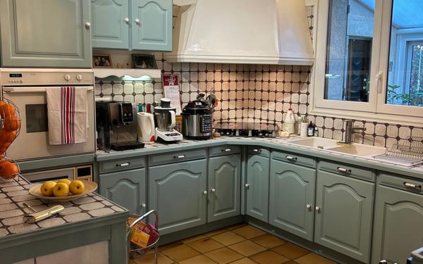 Maison à vendre    5 pièces •  Villemomble