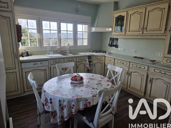 Maison à vendre 7 pièces 148 m² Saint-Aubin-lès-Elbeuf