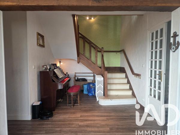 Maison à vendre 7 pièces 148 m² Saint-Aubin-lès-Elbeuf