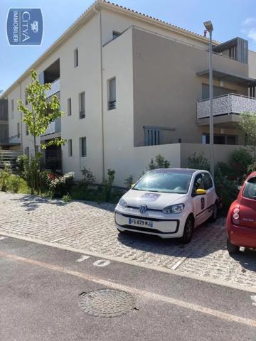 Parking à louer Nîmes (30900)