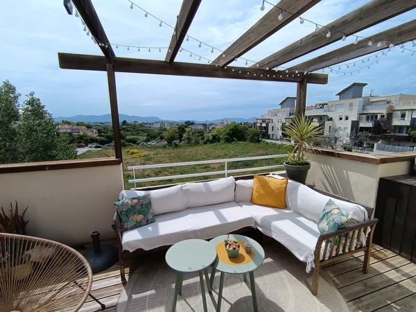 Appartement T3 lumineux avec terrasse et vue dégagée