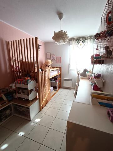 Appartement T3 lumineux avec terrasse et vue dégagée