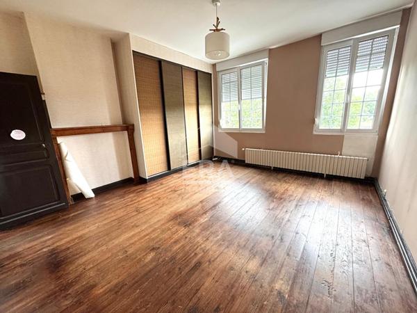 PONT A VENDIN VASTE MAISON AVEC HANGAR ET BEAU GARAGE