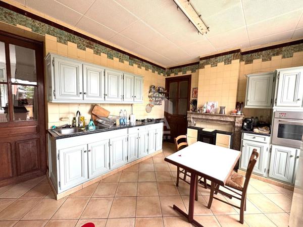 PONT A VENDIN VASTE MAISON AVEC HANGAR ET BEAU GARAGE