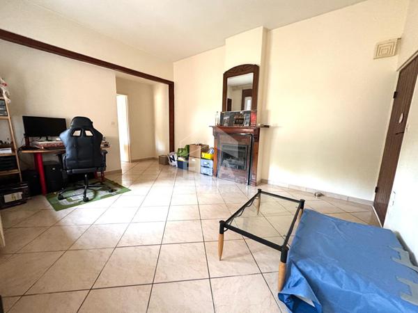 PONT A VENDIN VASTE MAISON AVEC HANGAR ET BEAU GARAGE