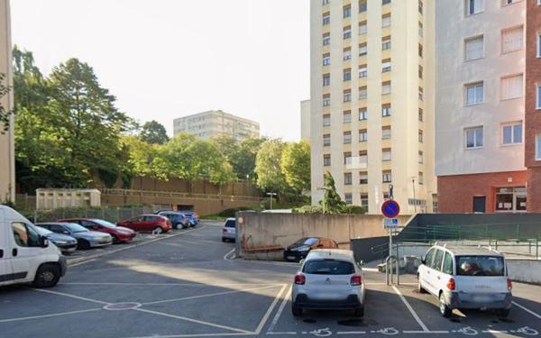 Stationnement à louer    Saint-Ouen-l'Aumône