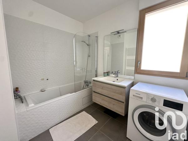 Appartement 3 pièces de 66 m² à Châtenay-Malabry (92290)