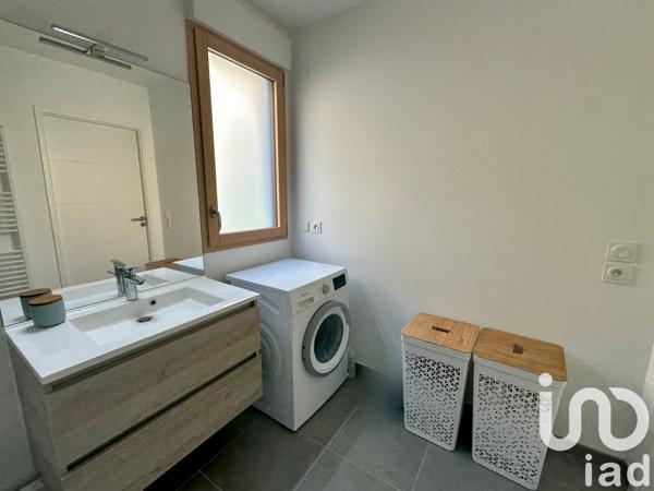 Appartement 3 pièces de 66 m² à Châtenay-Malabry (92290)