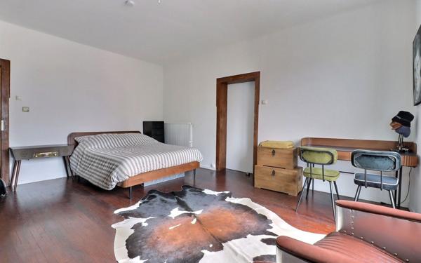 Immeuble à vendre    2 pièces •  Forbach