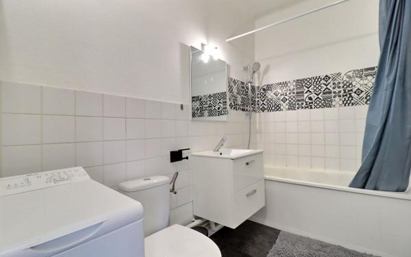 Immeuble à vendre    2 pièces •  Forbach