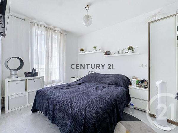 Appartement à vendre  2 pièces - 45,05 m 2   CHOISY LE ROI  - 94