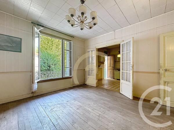 Maison à vendre  6 pièces - 90 m 2   VILLEJUIF  - 94
