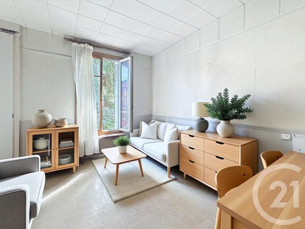 Maison à vendre  6 pièces - 90 m 2   VILLEJUIF  - 94