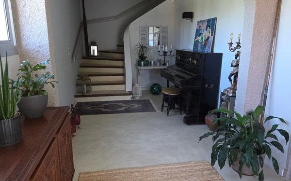 Maison à vendre    6 pièces • 244 m2 Perpignan