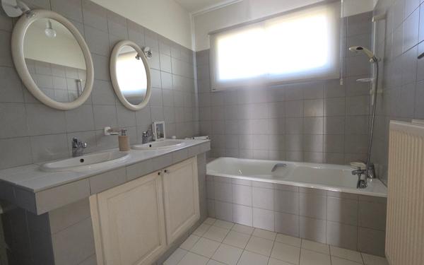 Maison à vendre    6 pièces • 244 m2 Perpignan