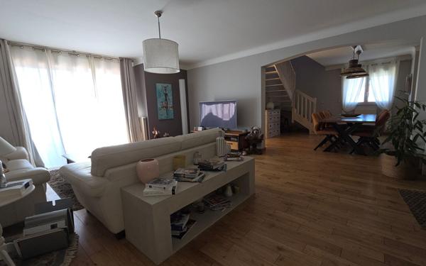 Maison à vendre    6 pièces • 244 m2 Perpignan