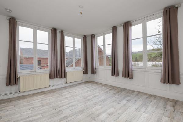 Aumale (76390) Immeuble 300m² Aumale