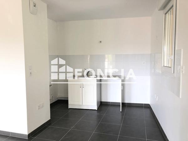 Location Appartement 4 pièces 93.98 m² - 114 AVENUE DES POILUS BAT A Marseille 13013