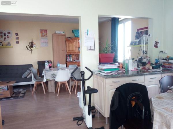 Maison à vendre à Villaines-la-Juhel en Mayenne (53700), ref : 1202