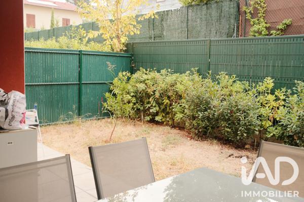 Location appartement 2 pièces 42 m² La Trinité