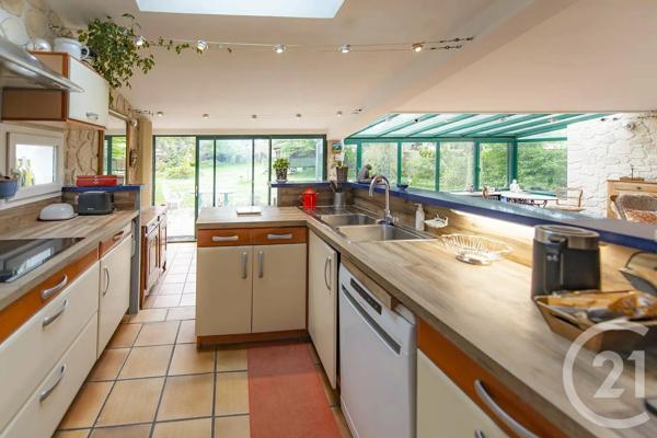 Maison à vendre  7 pièces - 210 m 2   ST MAUR DES FOSSES  - 94