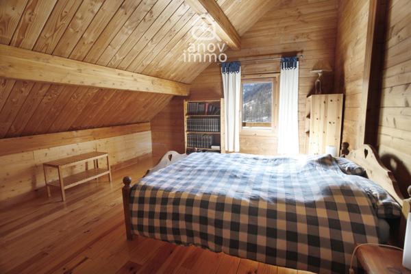 Chalet 9 pièce(s) 6 chambre(s) 271.8 m²