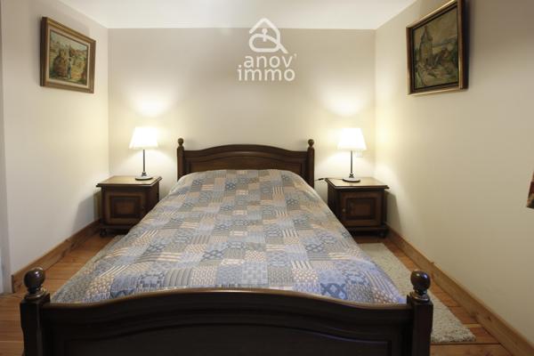 Chalet 9 pièce(s) 6 chambre(s) 271.8 m²
