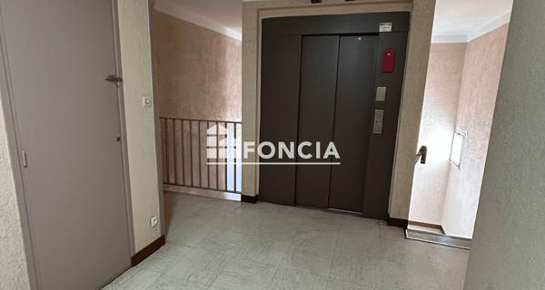 À vendre Appartement 2 pièces 61.75 m² - Montauban 82000