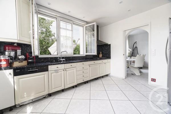 Maison à vendre  6 pièces - 142 m 2   DRANCY  - 93