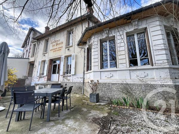 Maison à vendre  6 pièces - 170 m2 CHATEL GUYON - 63
